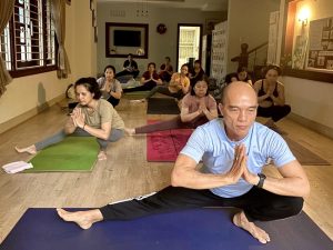 Lớp tập Yoga mỗi ngày